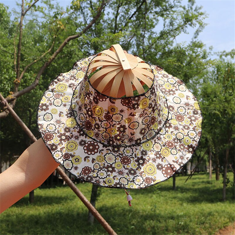 Floral Patterned Foldable Sun Hat Made of Bamboo