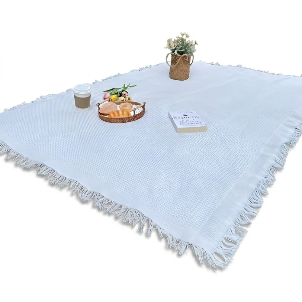 Waterproof Outdoor Blanket 180x180 cm – Foldable for Picnics