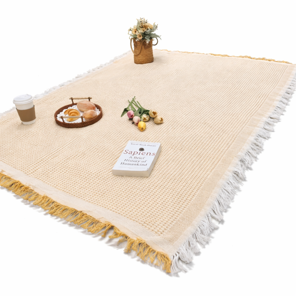 Waterproof Outdoor Blanket 180x180 cm – Foldable for Picnics