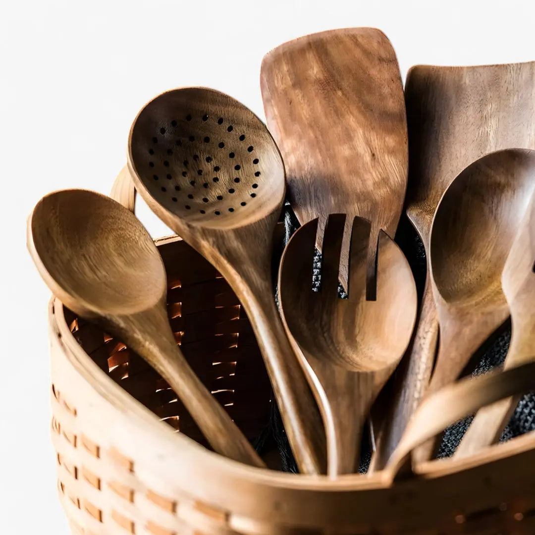 9-Piece Kitchen Utensil Set in Teak Wood with Holder and Spoon Rest