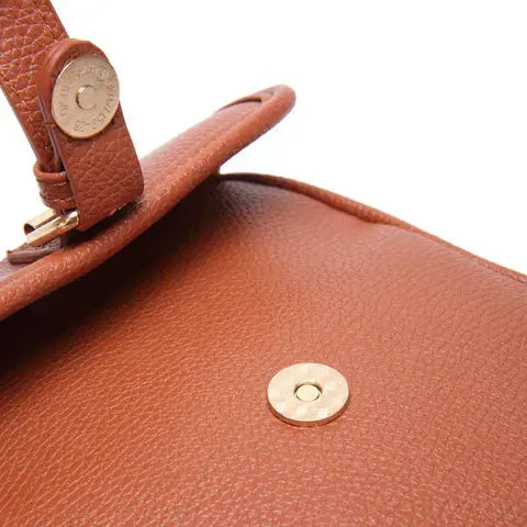 Shoulder Bag in Faux Leather – 10 Card Slots and 2 Pockets