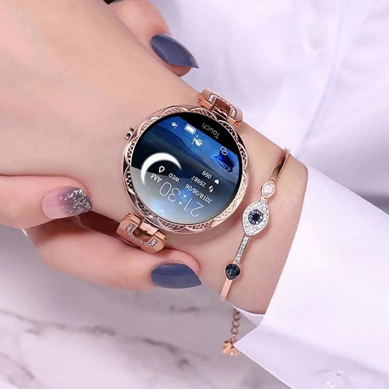 All-Weather Women's Fitness Smartwatch with Heart Rate Tracking