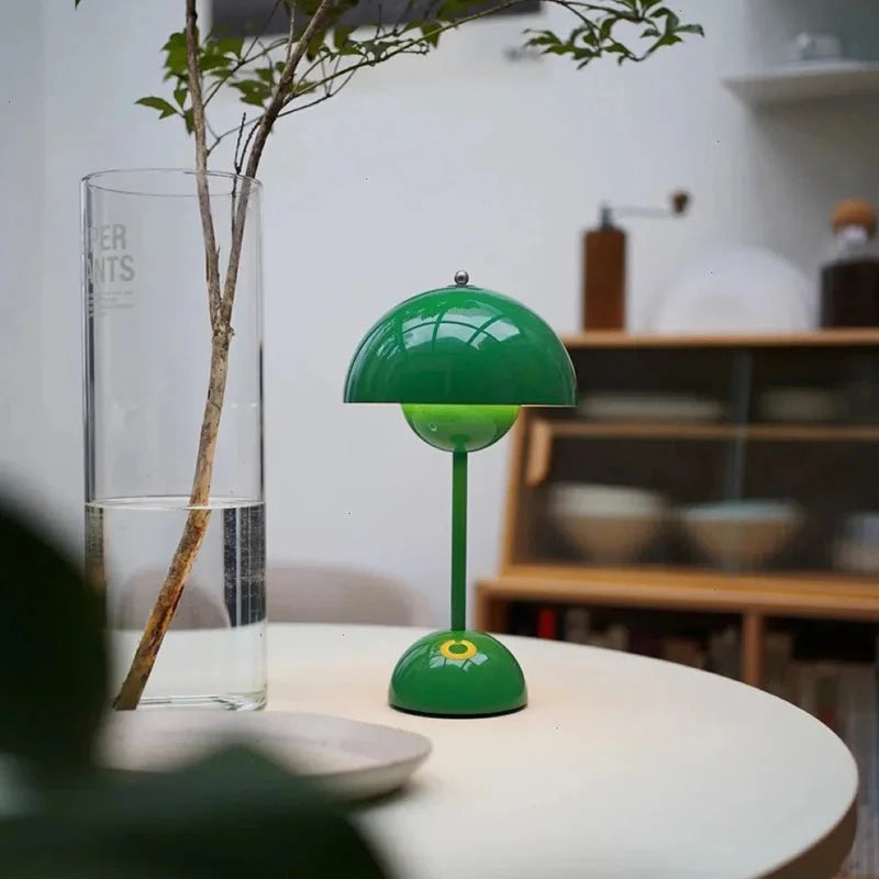 Retro Style Table Lamp – Wireless with 3 Adjustable Brightness Levels