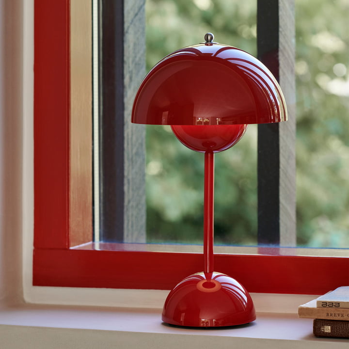 Retro Style Table Lamp – Wireless with 3 Adjustable Brightness Levels