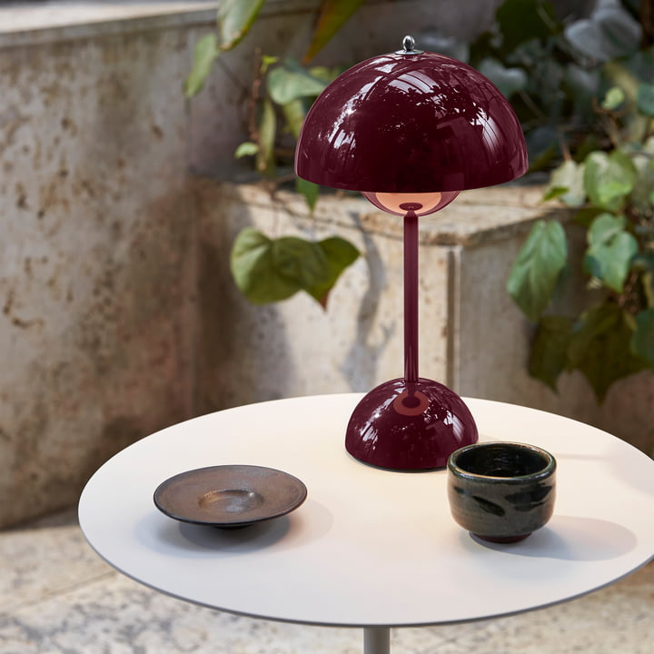 Retro Style Table Lamp – Wireless with 3 Adjustable Brightness Levels