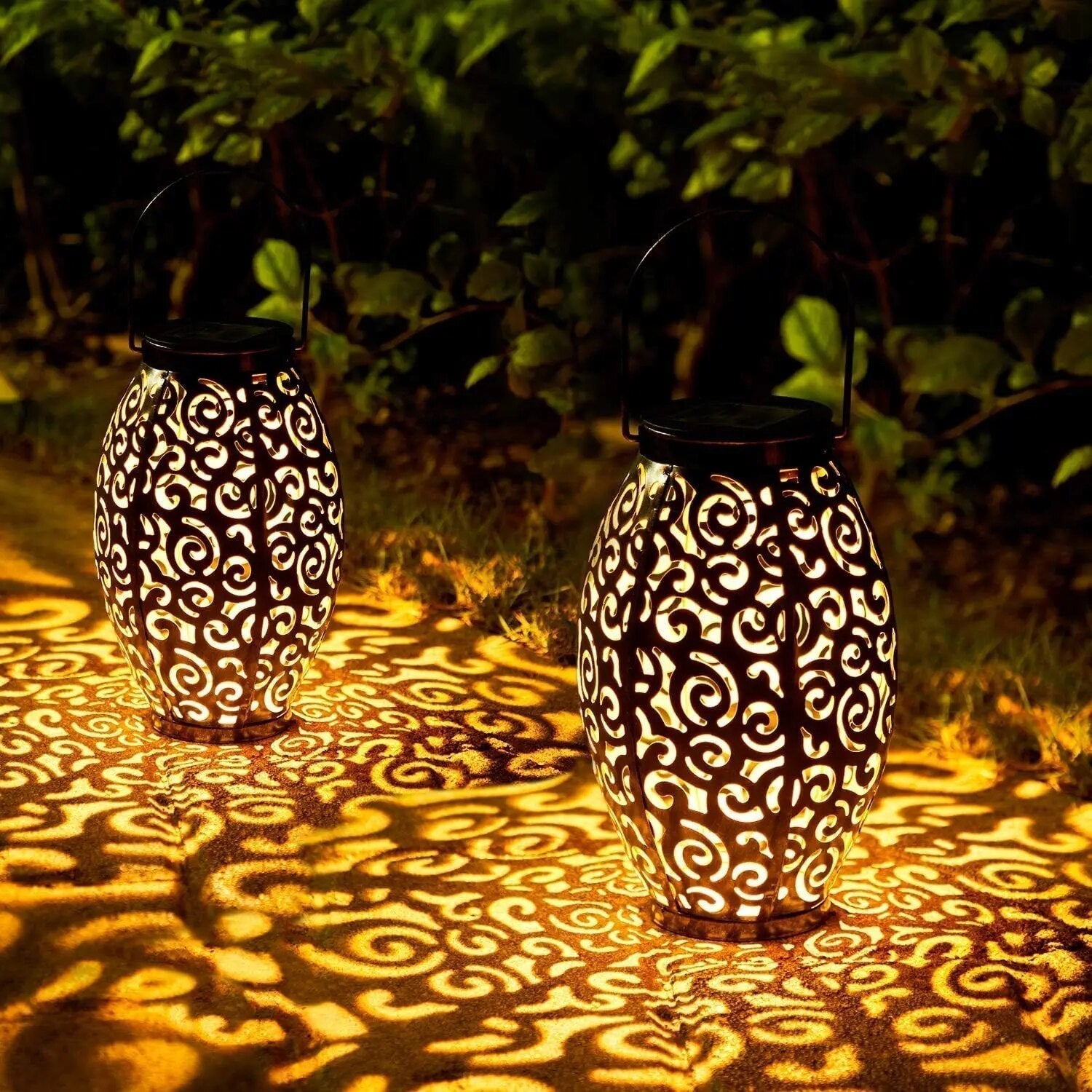 Decorative Solar Lantern for Gardens with Artistic Design