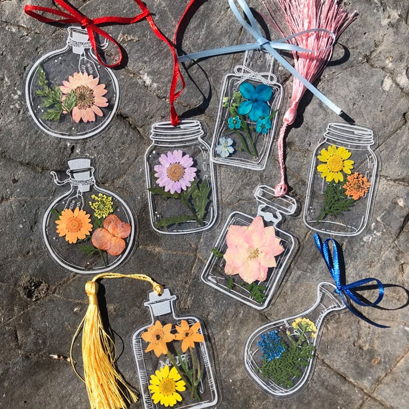 LumaLeaf™ — Experience the Timeless Beauty of Real Flowers in Every Page Turn