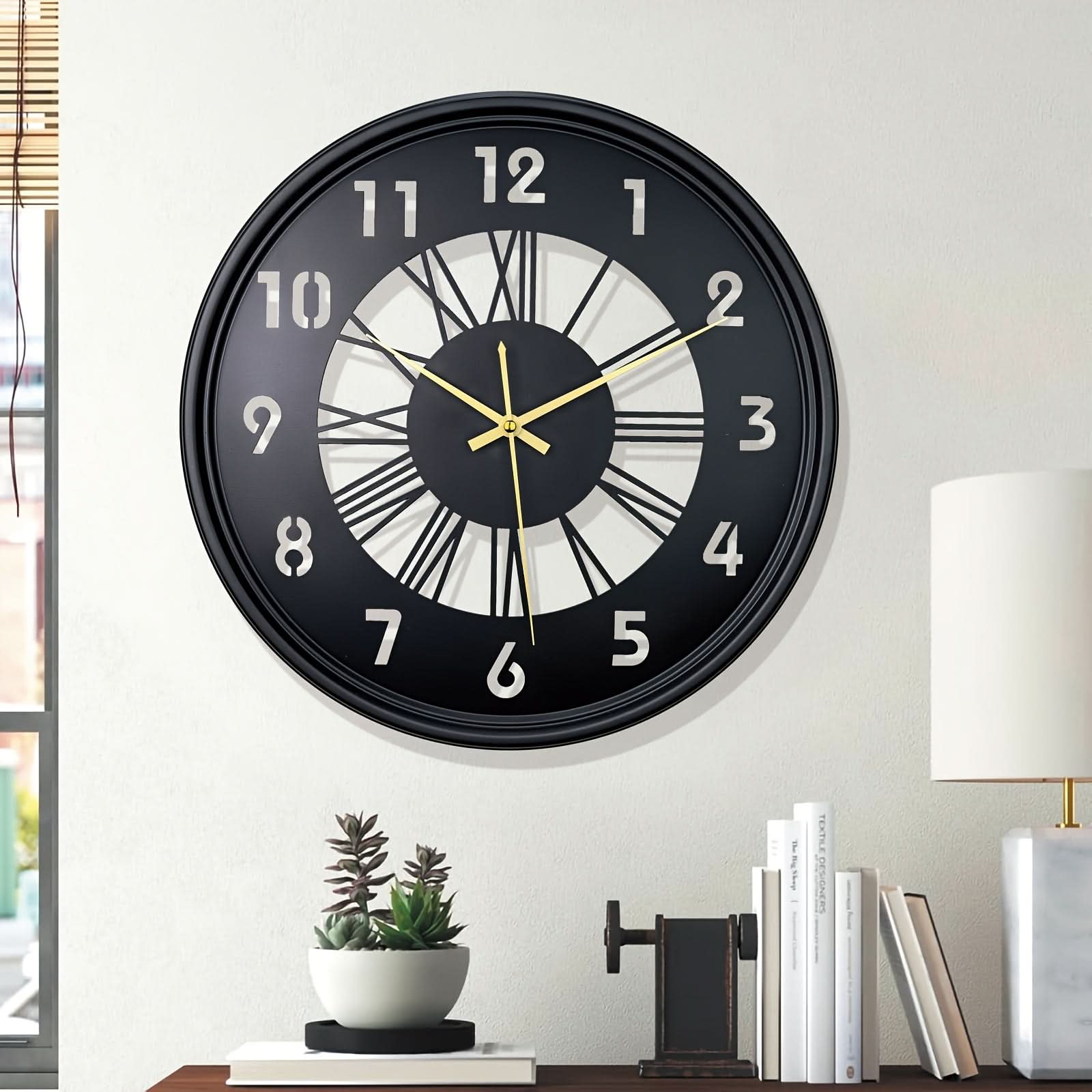 Round Wall Clock in Iron with Silent Mechanism