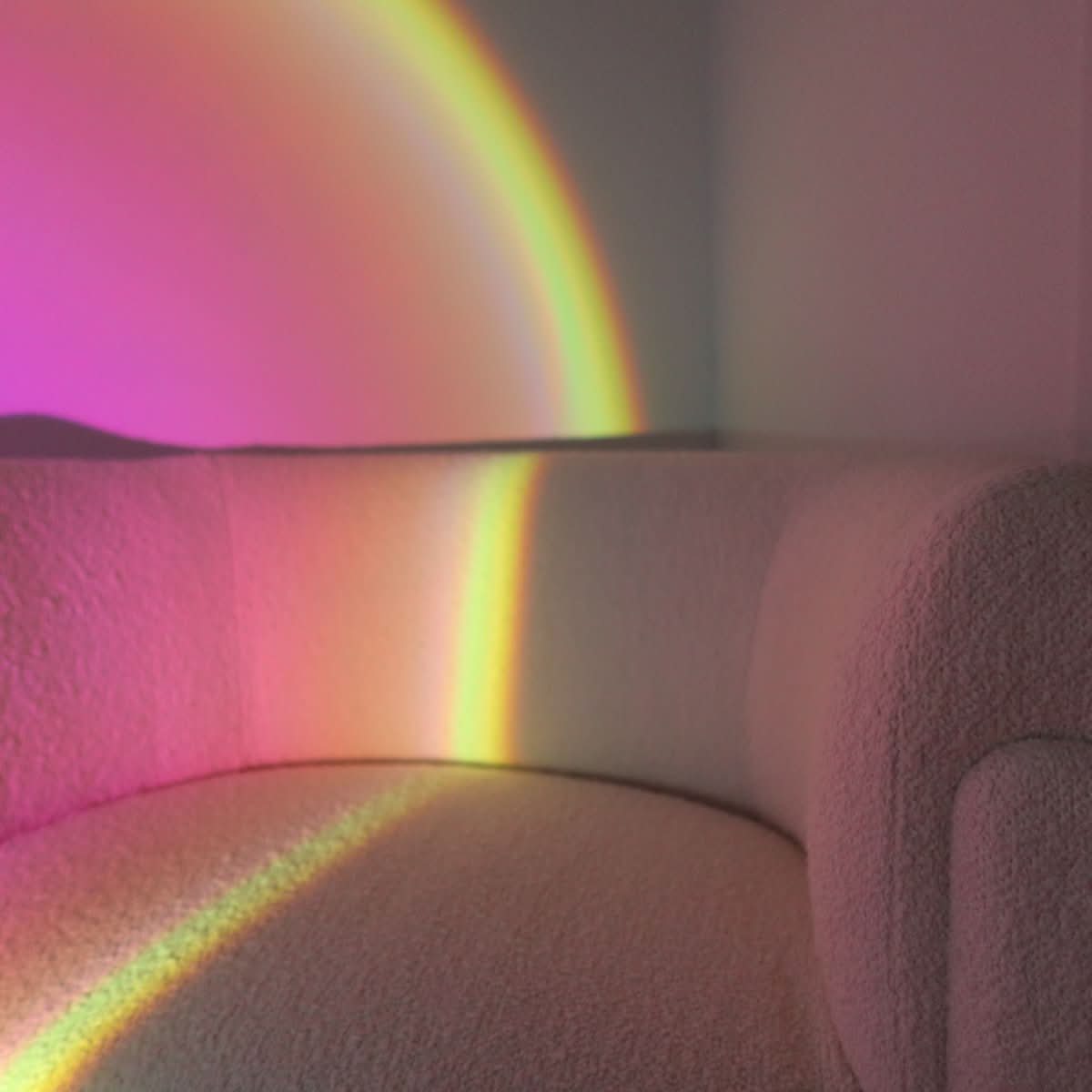 Sunset Glow Projection Lamp – 16 Color Variations, 180° Rotating Head