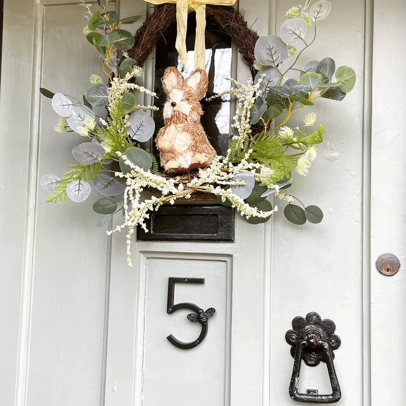 Bee-Inspired House Number Plaque – Customizable with 5 Digits