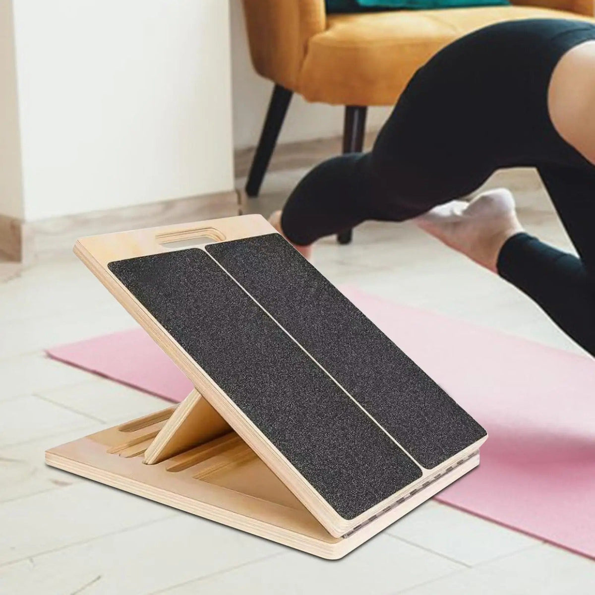 Adjustable Incline Calf Stretching Board - Foldable, Non-Slip Design