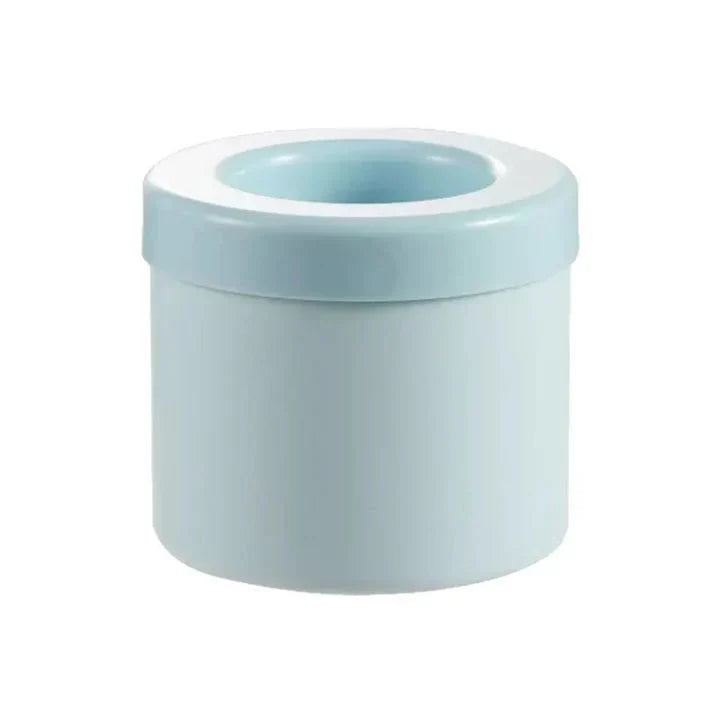 Ice Cube Tray in Silicone with Cover – Makes One Full Cup at a Time
