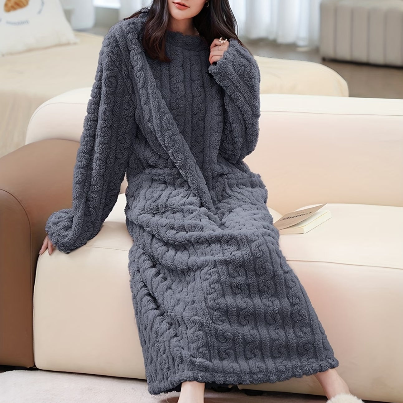 Warm Fleece Nightdress – Comfort for Chilly Evenings