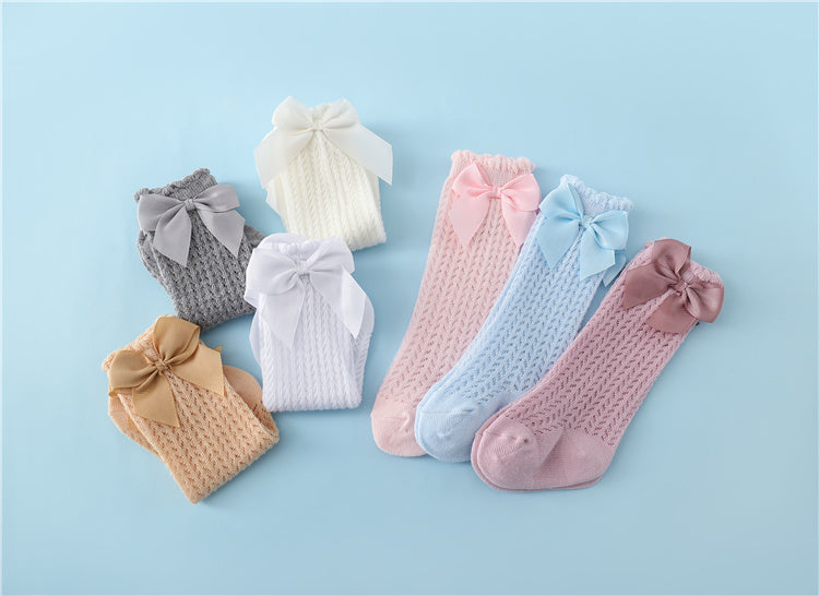Soft Cotton Baby Socks Featuring a Large Bow