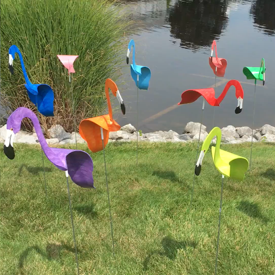 ZephyraFlare™ Swaying Flamingo — Transform Your Garden into a Mesmerizing Breeze-Powered Dance of Joy and Elegance