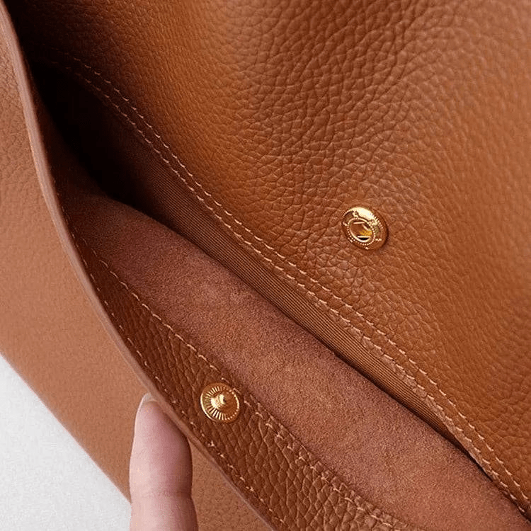 ModenaWrist™ — Stay Sharp and Dry with Effortless Organization Everywhere You Go