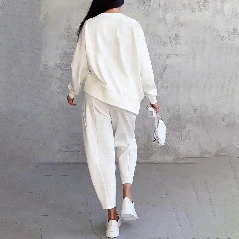 CalyraFlex™ — Feel Unstoppable in Silky Comfort That Moves With You All Day