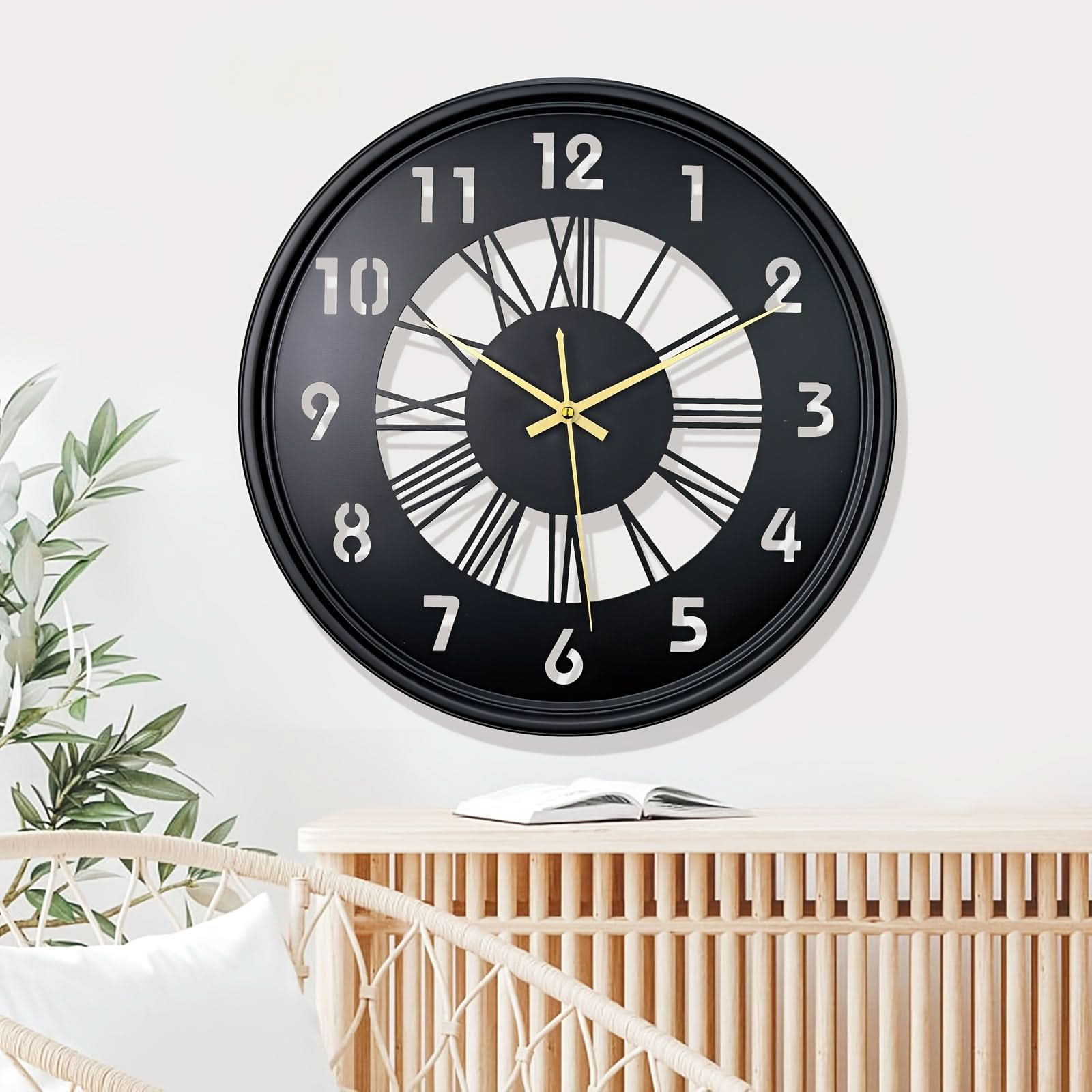Round Wall Clock in Iron with Silent Mechanism