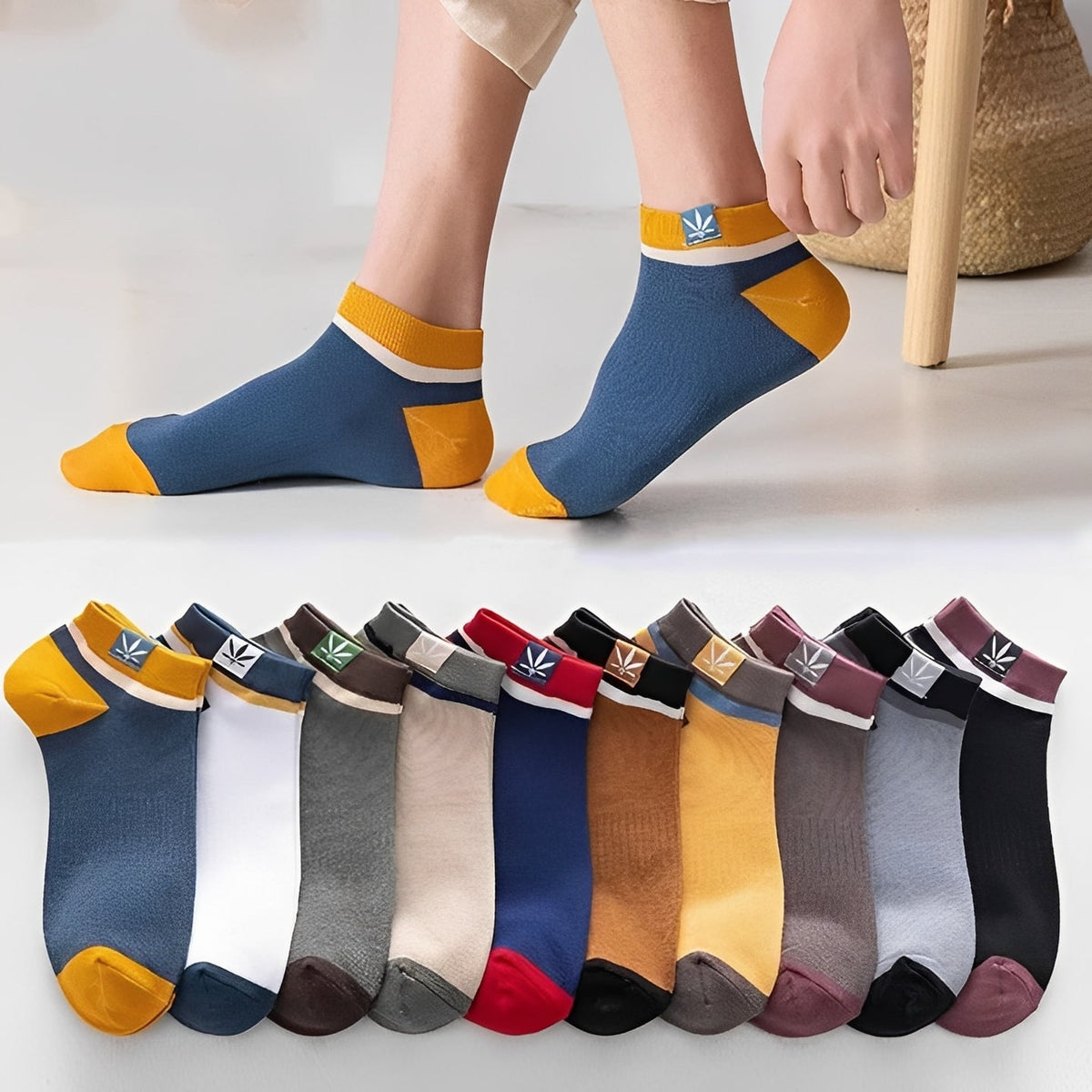 20 Pairs of Men's Ankle Socks in Various Colors