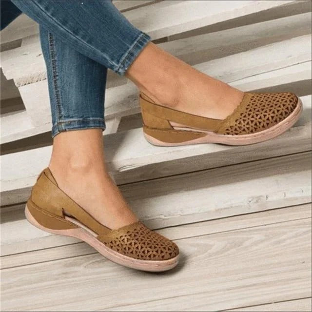 Women’s Casual Flats Featuring Arch Support and Spacious Toe Box