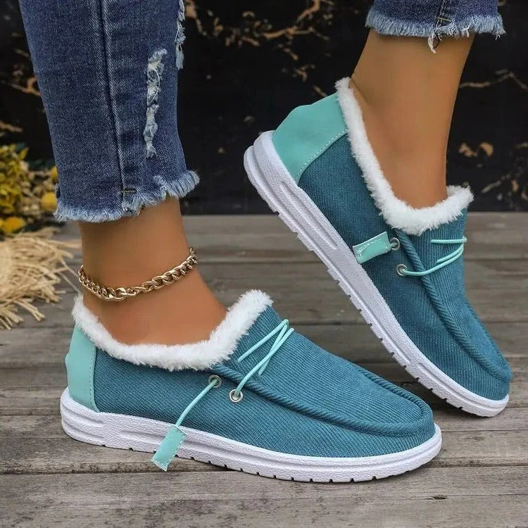 Women’s Modern Styled Insulated Winter Footwear