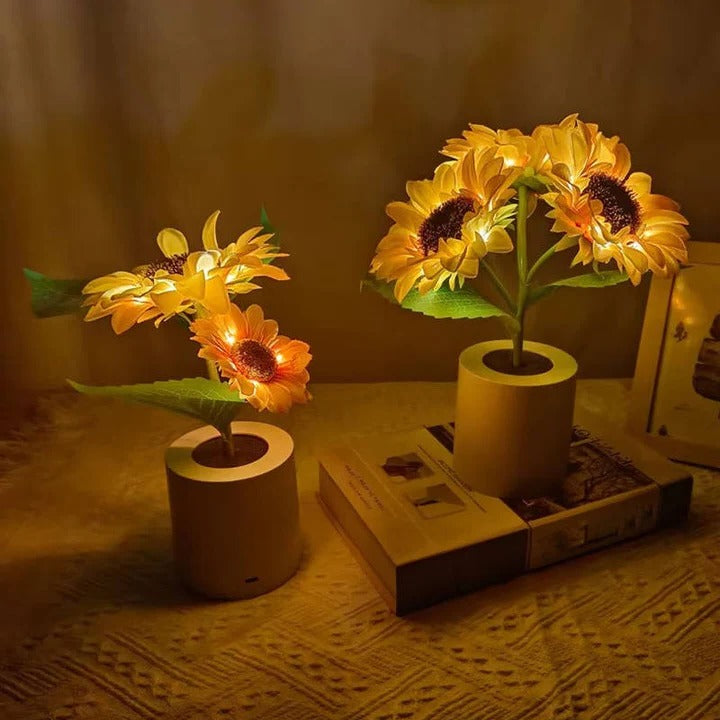 Warm Ambient Glow LED Table Lamp in Sunflower Design