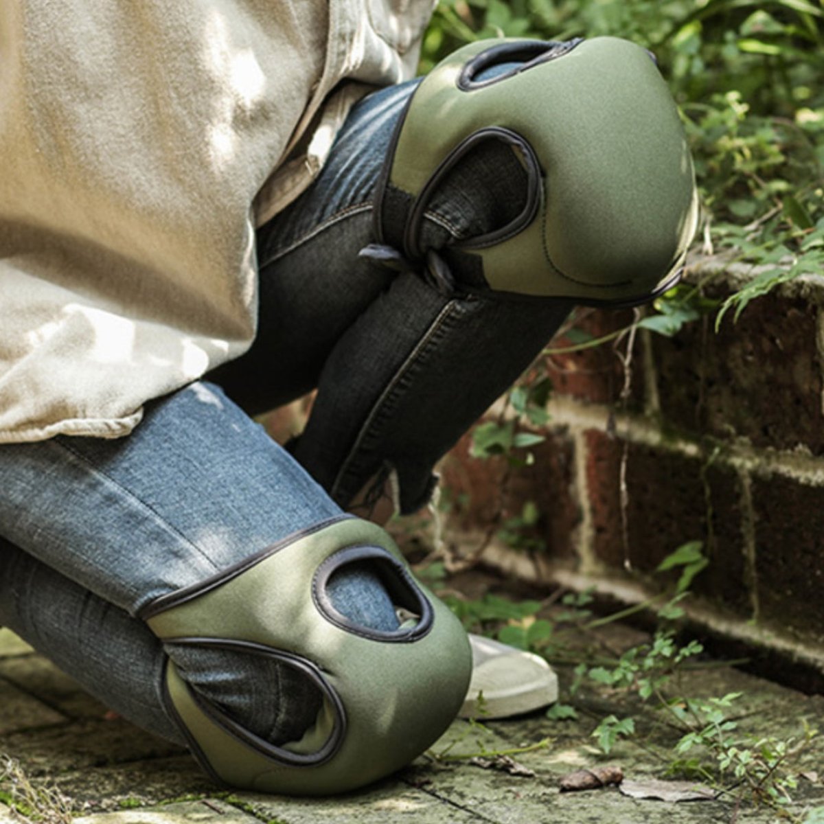 Cushioned Knee Pads for Gardening – Shock-Absorbing Comfort for Yard Work
