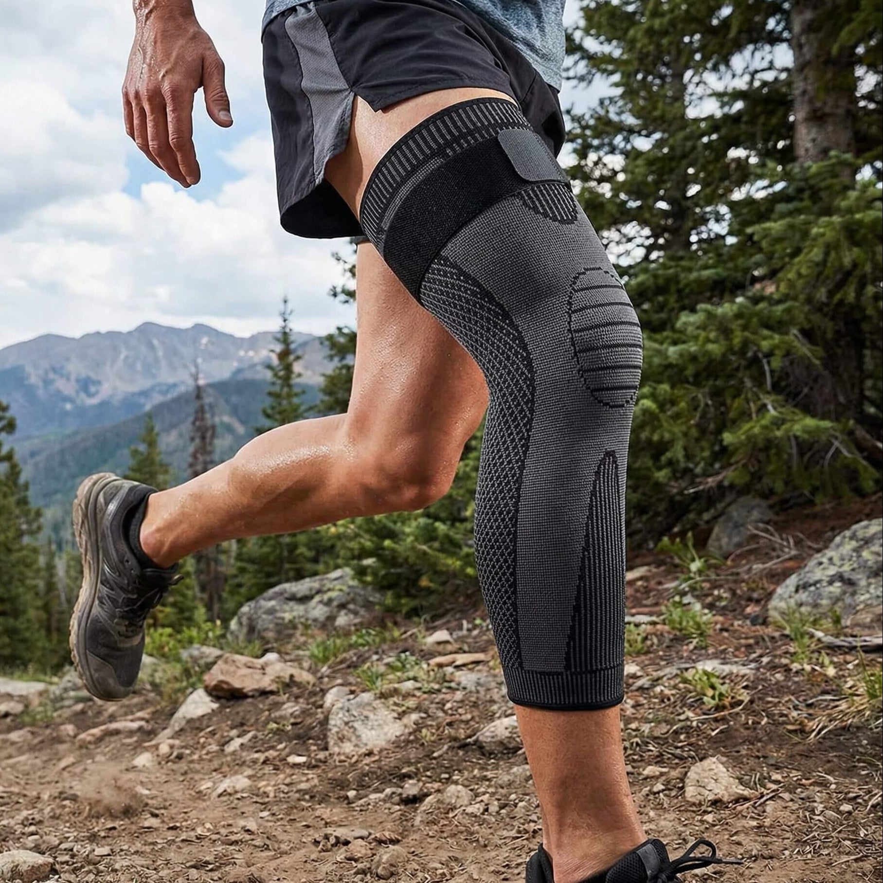 Dynamic Knee Support Sleeve | Ideal for Sports and Daily Use