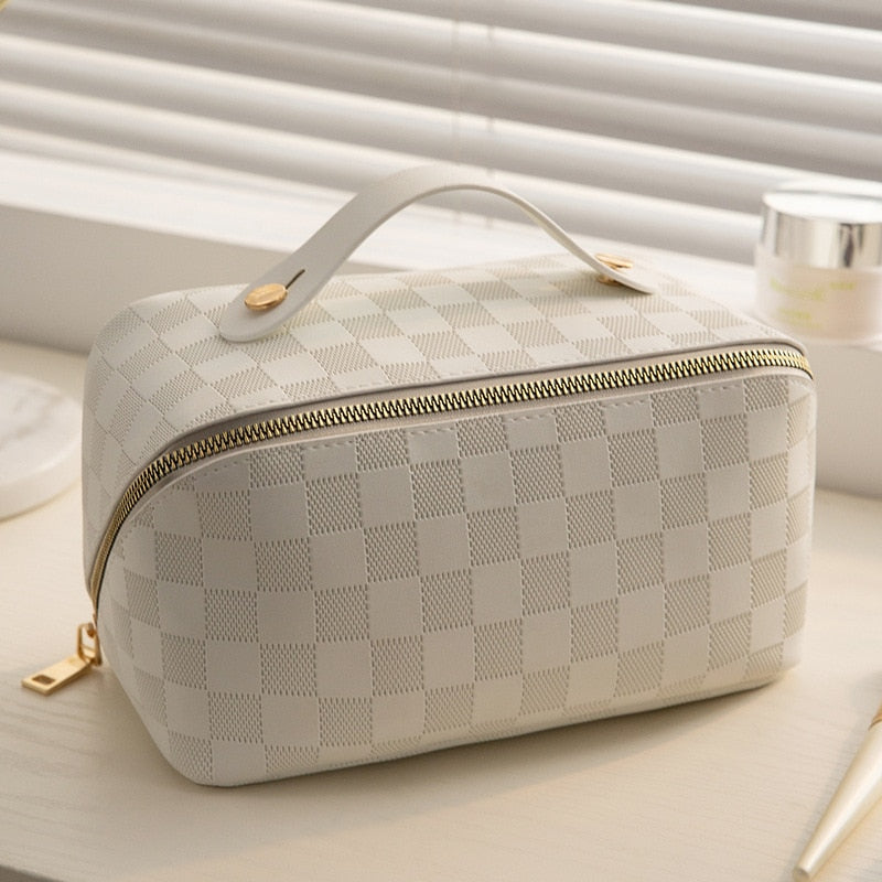 Chic Travel Makeup Organizer | Luxe Cosmetic Bag