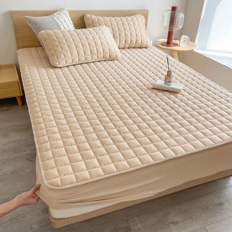Fitted Sheet Style Quilted Mattress Protector