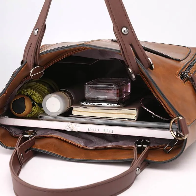 Stylish Leather Tote Bag Featuring Functional Front Pockets