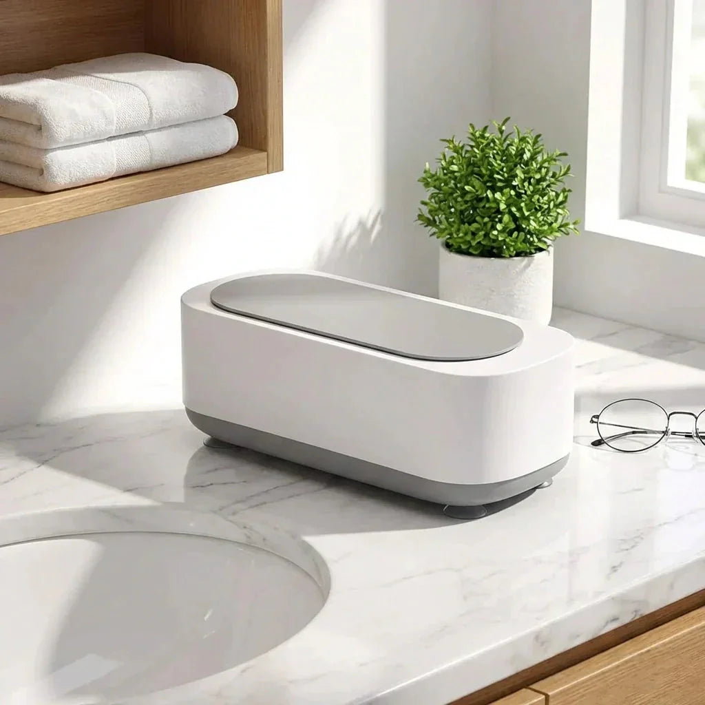 Jewelry and Small Item Ultrasonic Cleaning Device