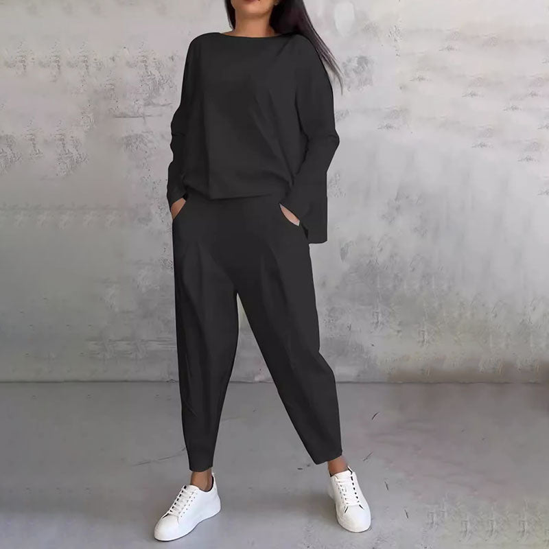 Lightweight Polyester Loungewear Set for Women with Pockets