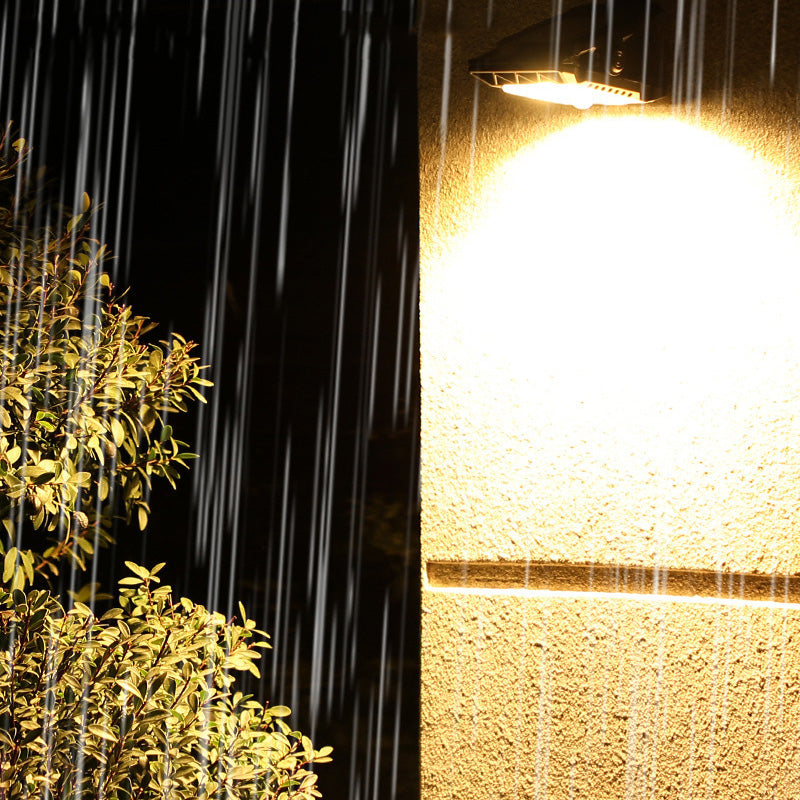 Motion Sensor Solar Clip Light with USB-C Charging