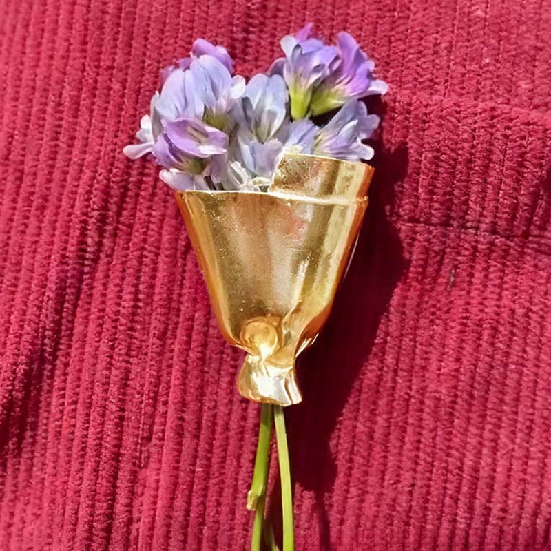 Mini Bouquet Holder Flower Brooch for Fresh Blooms