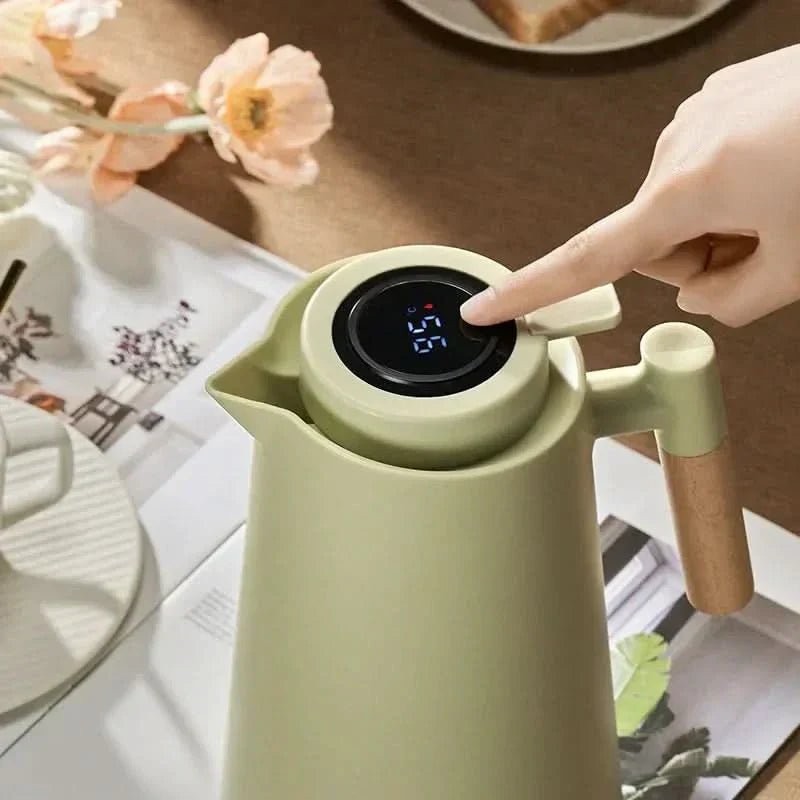 Smart Insulated Carafe with Digital Temperature Indicator | 1L Beverage Jug for Hot & Cold Drinks