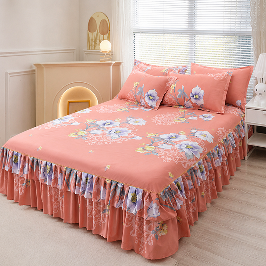 Three-Piece Ruffled Bedding Set™ — Wrap Your Bedroom in Cozy Elegance and Effortless Charm