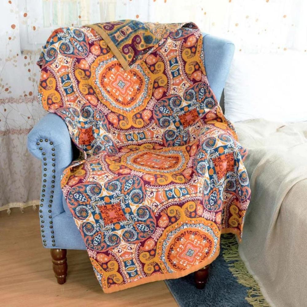 Vintage-Style Cotton Towel Featuring Bohemian Pattern