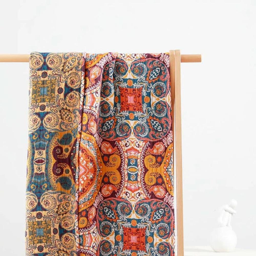 Vintage-Style Cotton Towel Featuring Bohemian Pattern