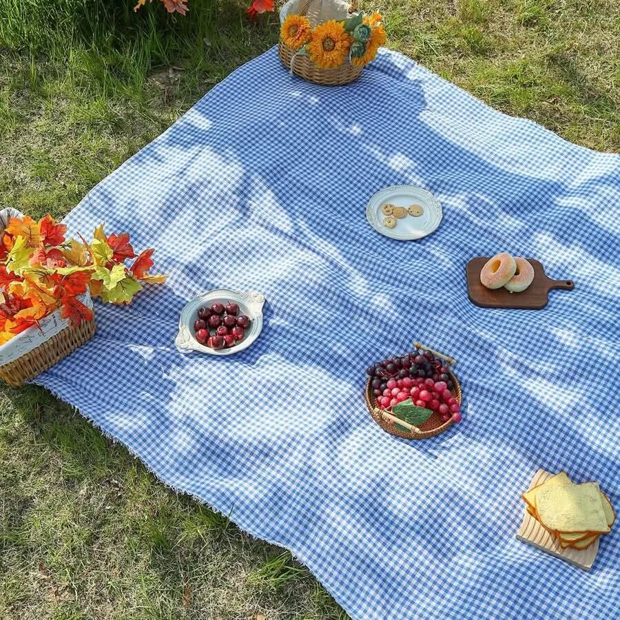 Quick-Dry Plaid Picnic Mat for Outdoor Leisure and Travel