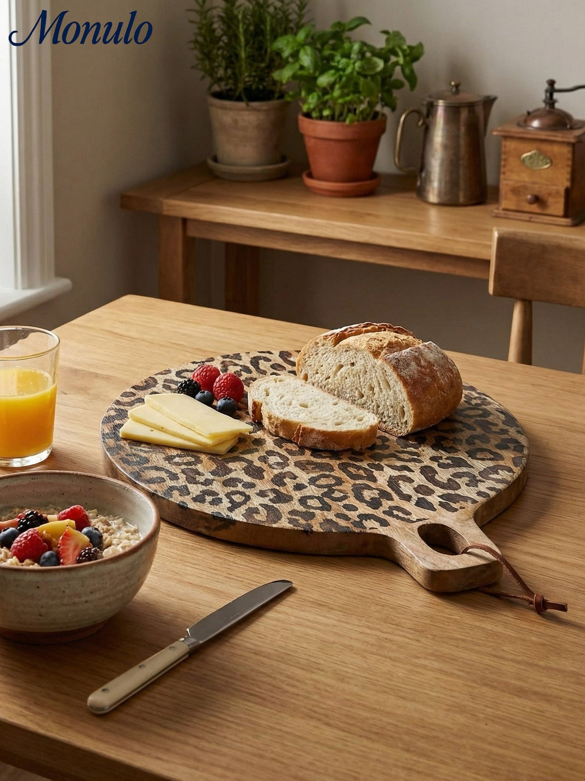 Scandinavian Style Wooden Serving Board Set - Round & Square Sapele