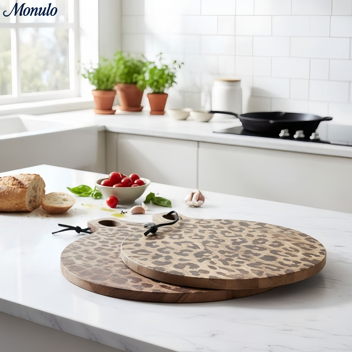 Scandinavian Style Wooden Serving Board Set - Round & Square Sapele