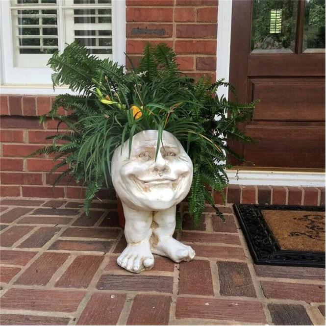 Drainage Face Planter Crafted from Synthetic Resin