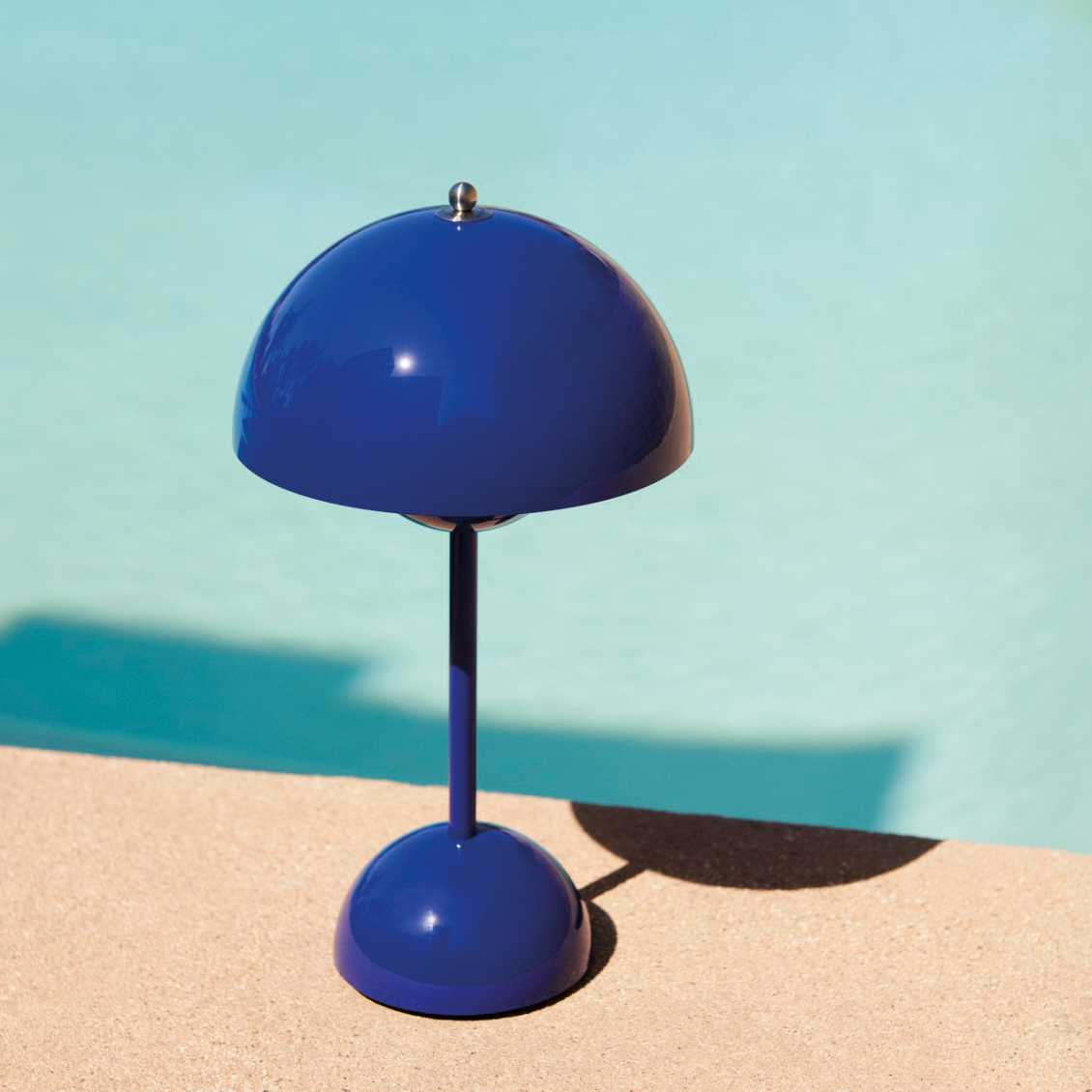 Retro Style Table Lamp – Wireless with 3 Adjustable Brightness Levels