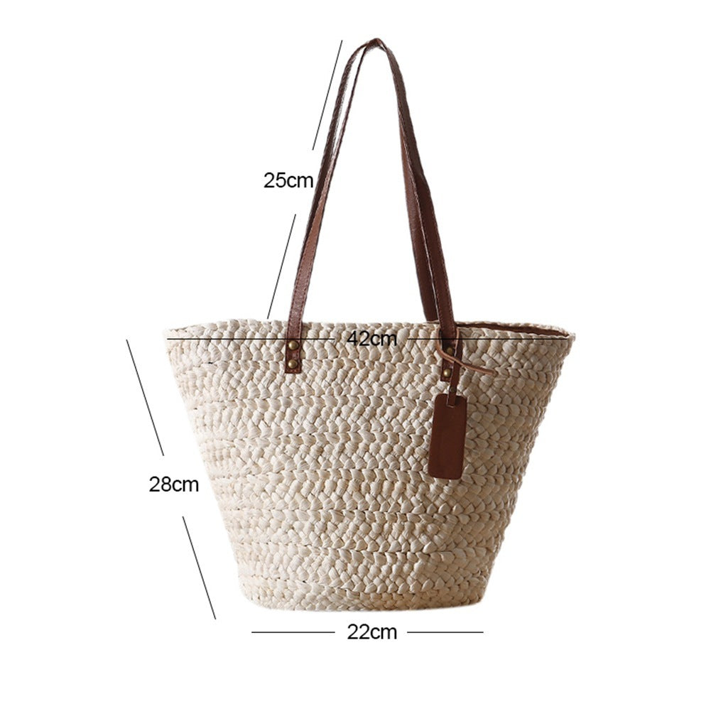 Natural Boho Style Beach Bag with Leather Handle – Straw Material