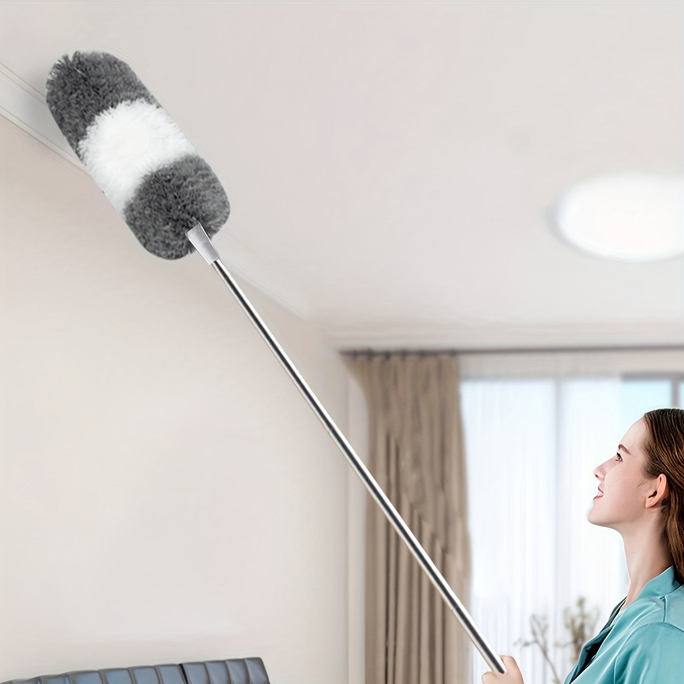 Flexible and Washable Extendable Duster – Reaches 140 cm