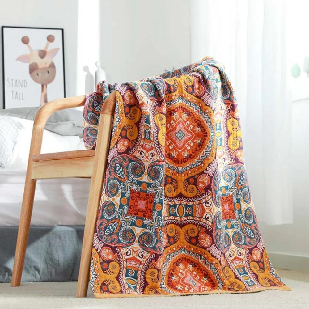 Vintage-Style Cotton Towel Featuring Bohemian Pattern