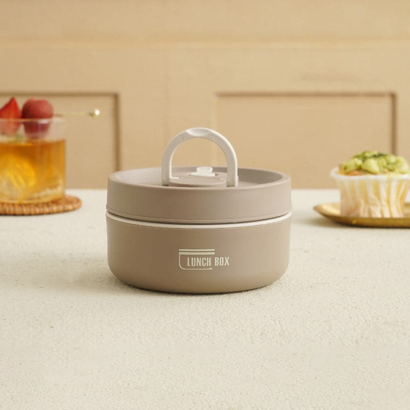 Enjoy Hot Meals Anywhere with Our Insulated Food Carrier
