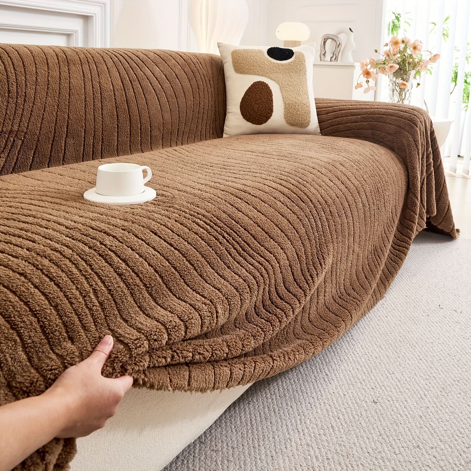 Reversible Plush Sofa Throw Blanket for Year-Round Use