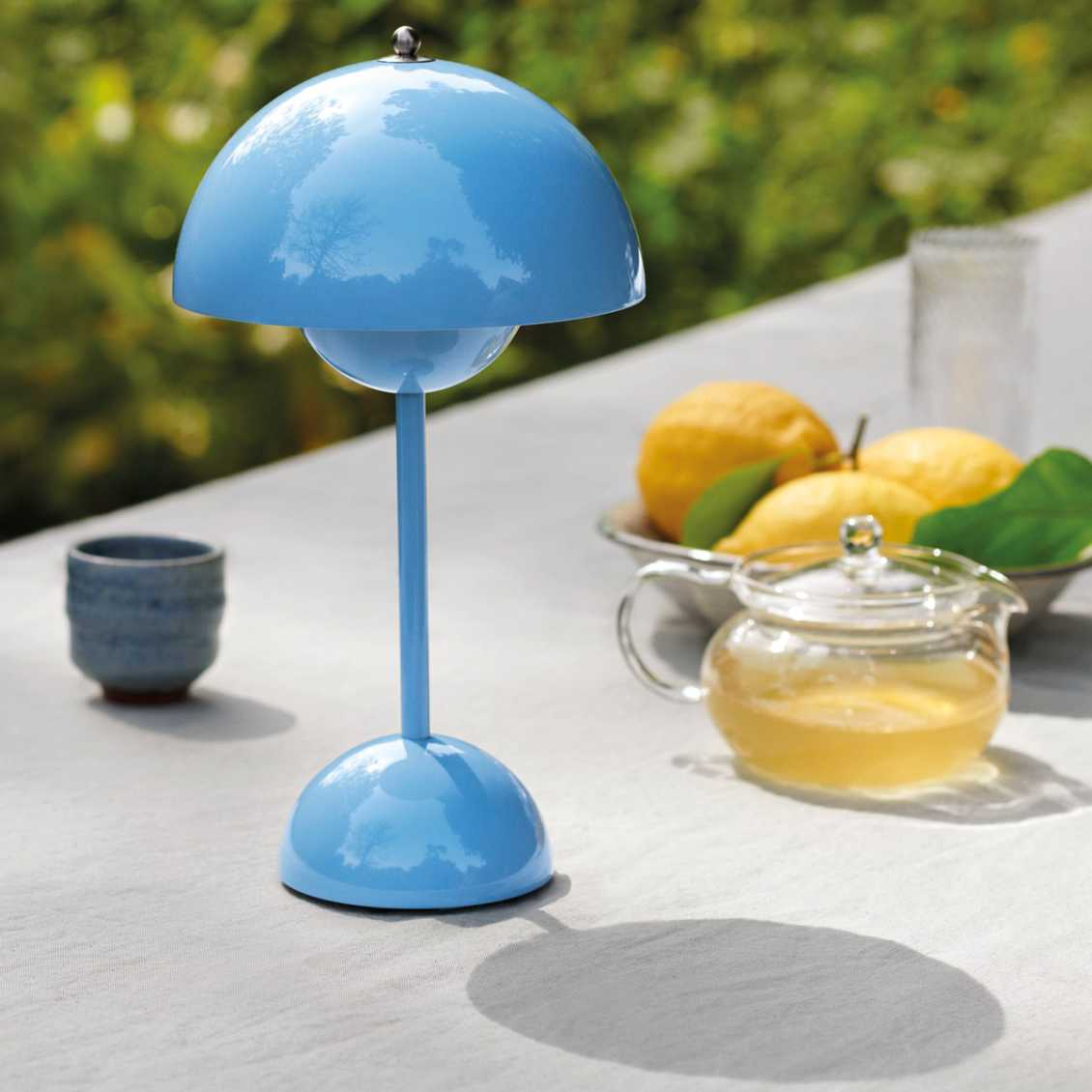 Retro Style Table Lamp – Wireless with 3 Adjustable Brightness Levels